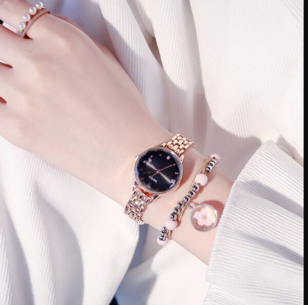 Fashionable Women Alloy Watches - Image 3