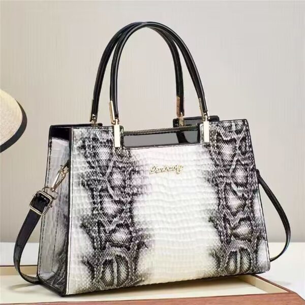 One-shoulder Portable Messenger Bag Is Popular For Women's Large Bags Women This Year - Image 7